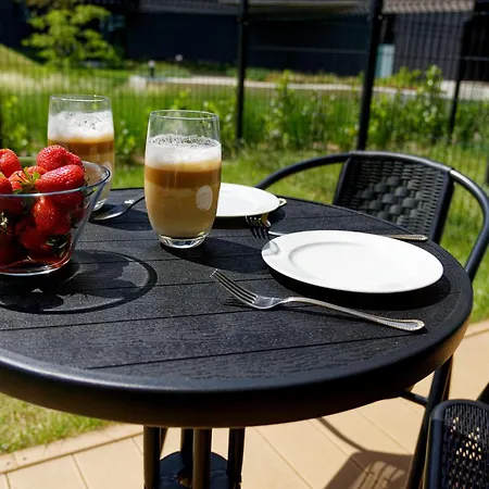 Bialowieska - Przytulny Z Ogrodkiem, Parking - - Fair Διαμέρισμα Βρότσλαβ