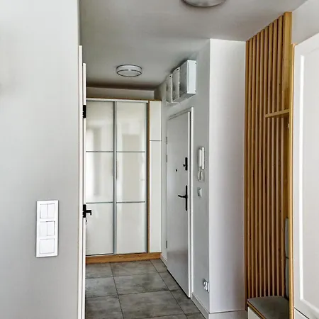 Bialowieska - Przytulny Z Ogrodkiem, Parking - - Fair Apartment Breslau