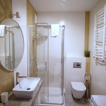 Bialowieska - Przytulny Z Ogrodkiem, Parking - - Fair Apartman