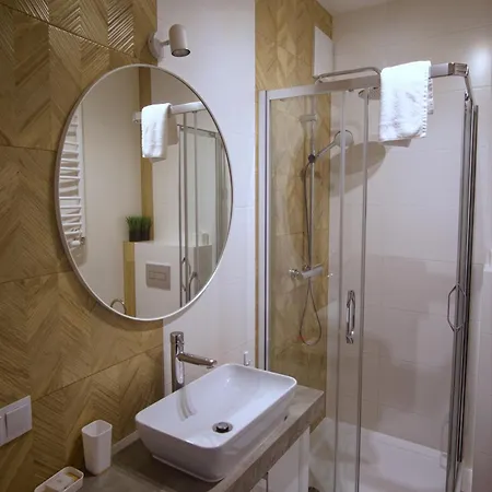 Bialowieska - Przytulny Z Ogrodkiem, Parking - - Fair * Vratislav