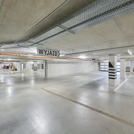 شقة Bialowieska - Przytulny Z Ogrodkiem, Parking - - Fair