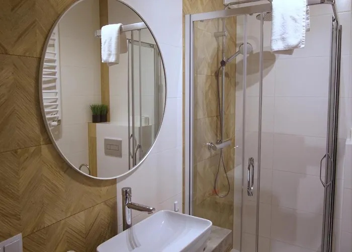 Bialowieska - Przytulny Z Ogrodkiem, Parking - - Fair * Wroclaw